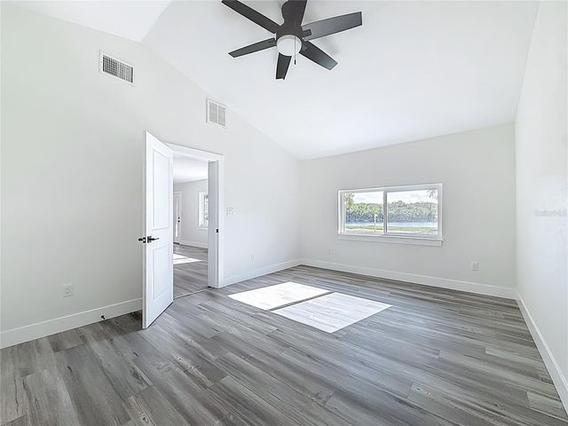 2335 MURILLA WAY S, St Petersburg, FL 33712