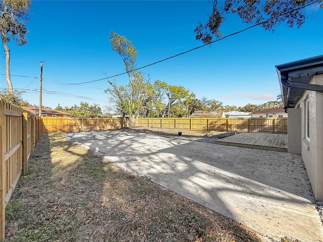 2335 MURILLA WAY S, St Petersburg, FL 33712