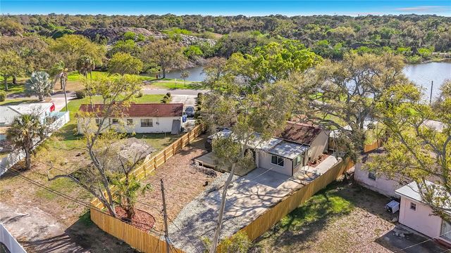 2335 MURILLA WAY S, St Petersburg, FL 33712