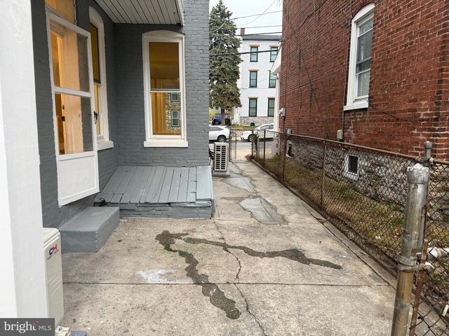 552 UNION ST, Columbia, PA 17512