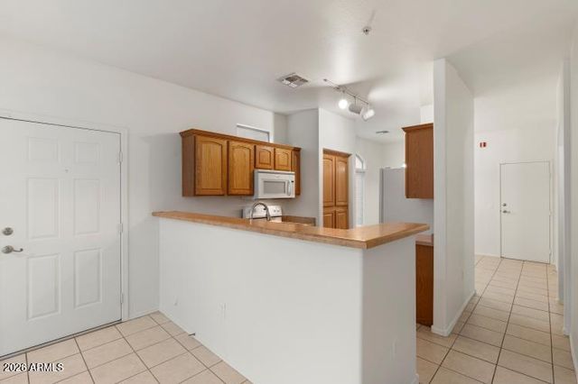 17365 N CAVE CREEK Road 124, Phoenix, AZ 85032