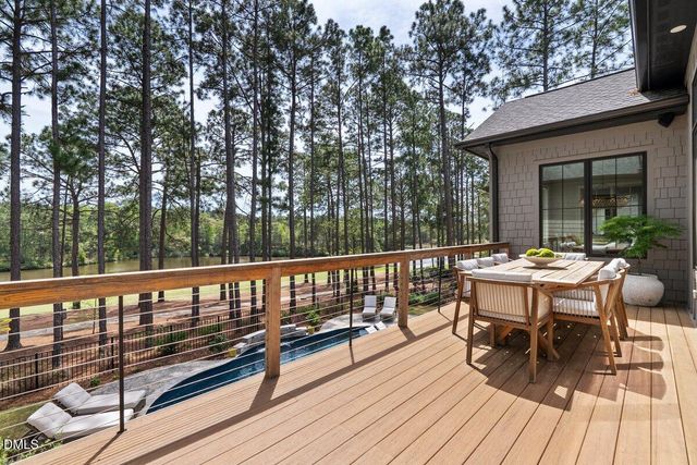 4 Weaver Court, Southern Pines, NC 28387