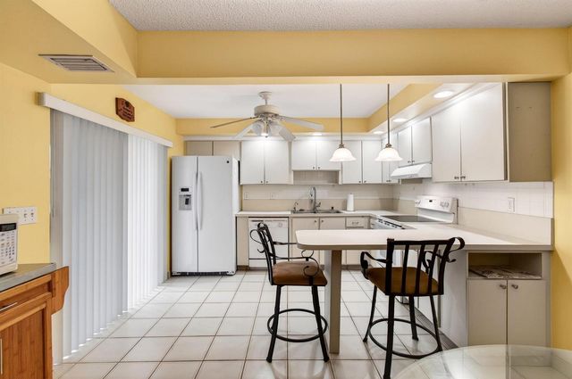 2686 NW 7th Court C, Delray Beach, FL 33445