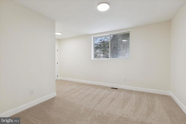 1960 ADAMS AVE, Abington, PA 19001