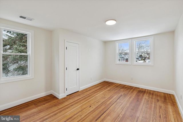 1960 ADAMS AVE, Abington, PA 19001