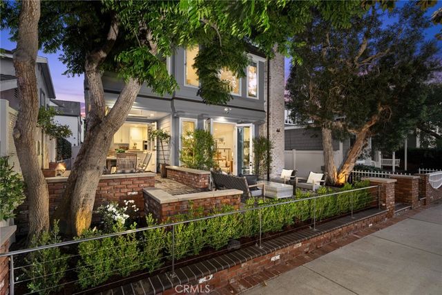 2117 Miramar Drive, Newport Beach, CA 92661