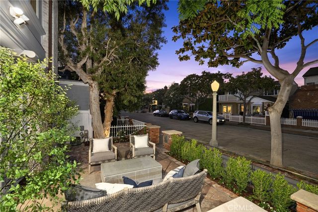 2117 Miramar Drive, Newport Beach, CA 92661
