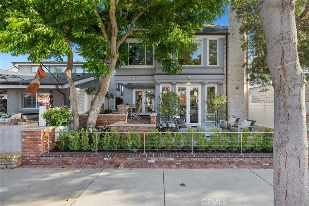 2117 Miramar Drive, Newport Beach, CA 92661