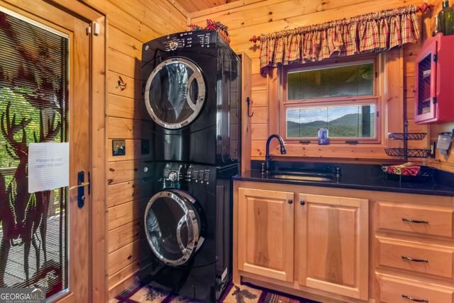 671 Stover Knob Trail, Cherry Log, GA 30522