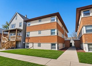 839 Lathrop Avenue 1E, Forest Park, IL 60130