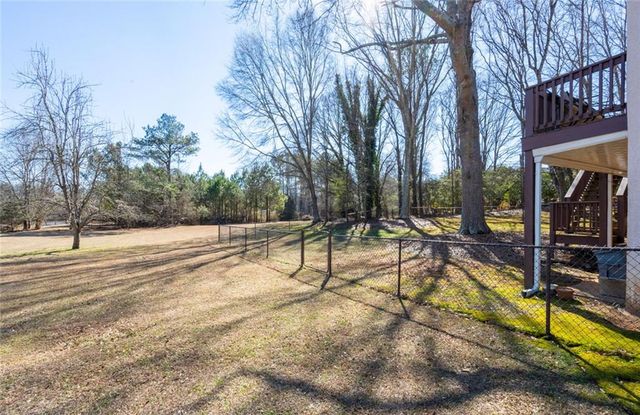 120 Warren Way, Fayetteville, GA 30215