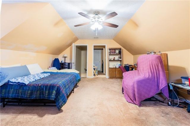 120 Warren Way, Fayetteville, GA 30215