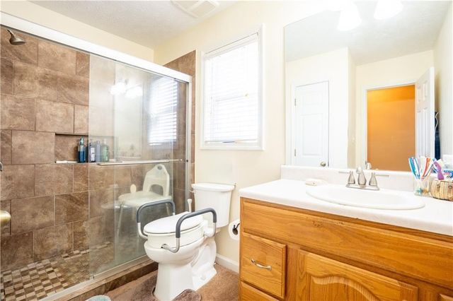 120 Warren Way, Fayetteville, GA 30215