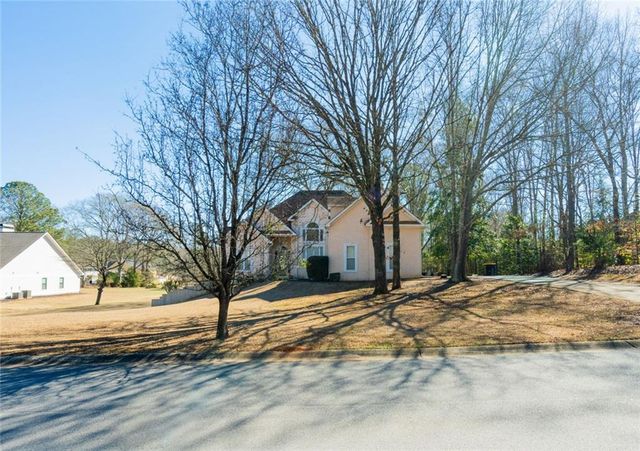 120 Warren Way, Fayetteville, GA 30215