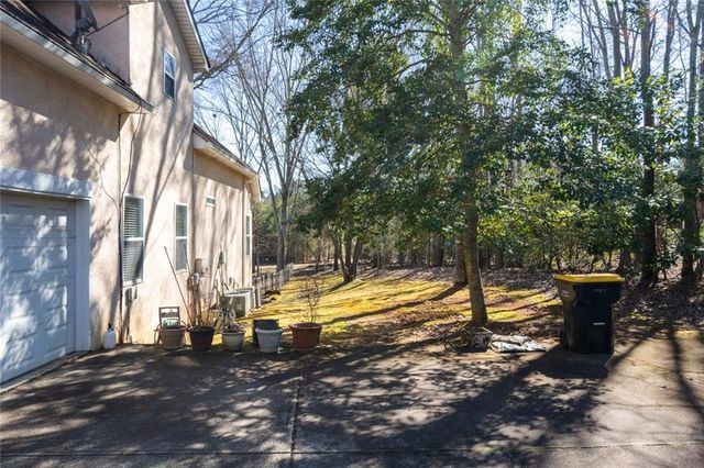 120 Warren Way, Fayetteville, GA 30215