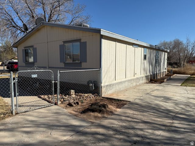 408 S 500 E, Roosevelt, UT 84066