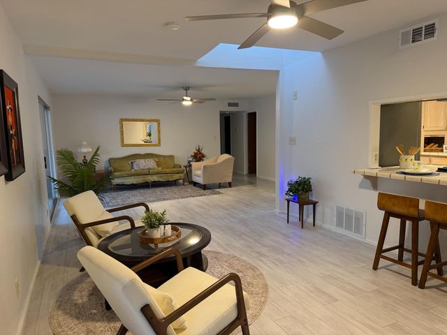3860 E Rialto, Fresno, CA 93726