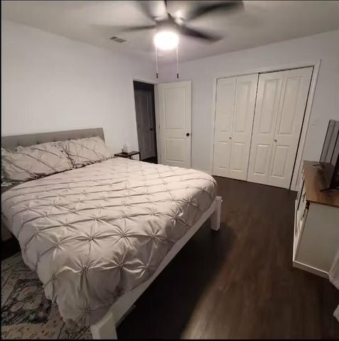 2822 Wilson Dr, Lake Charles, LA 70607