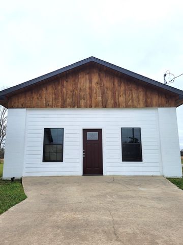 2822 Wilson Dr, Lake Charles, LA 70607