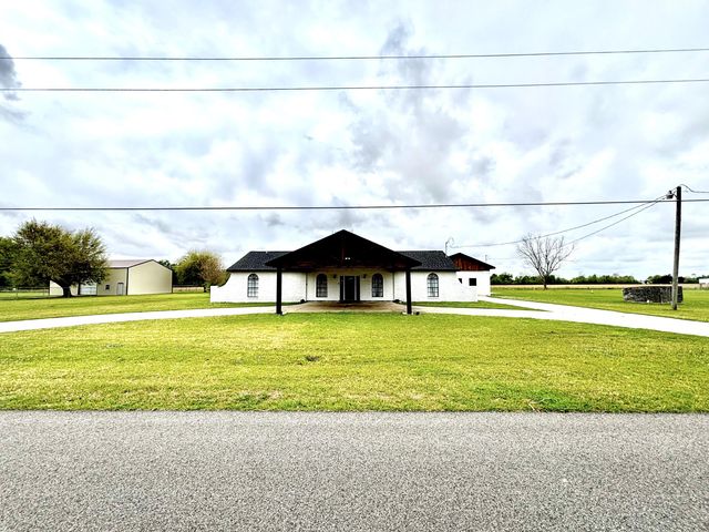 2822 Wilson Dr, Lake Charles, LA 70607