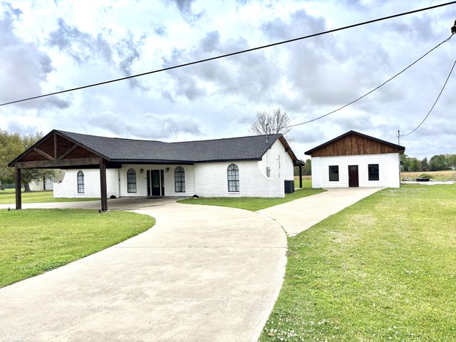 2822 Wilson Dr, Lake Charles, LA 70607