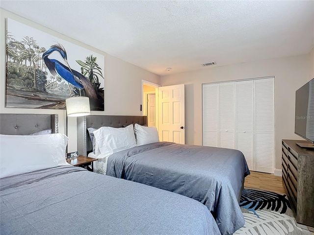 1014 INDIAN OAKS E, Daytona Beach, FL 32117