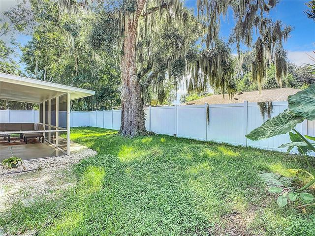 1014 INDIAN OAKS E, Daytona Beach, FL 32117