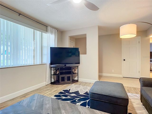 1014 INDIAN OAKS E, Daytona Beach, FL 32117