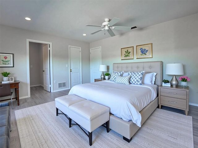 412 PINE TREE TERRACE, Venice, FL 34293
