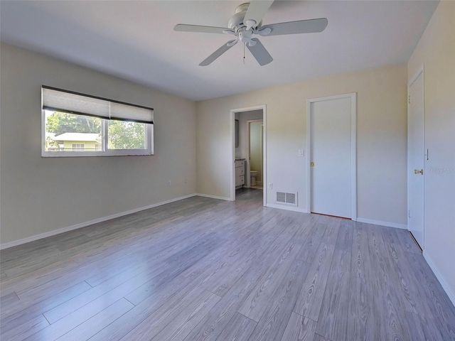 412 PINE TREE TERRACE, Venice, FL 34293