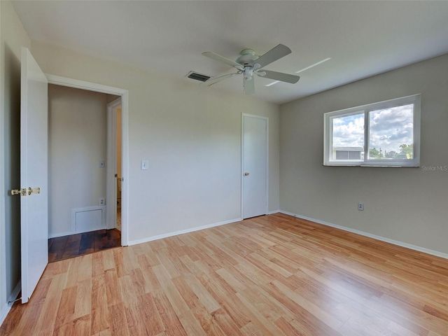 412 PINE TREE TERRACE, Venice, FL 34293
