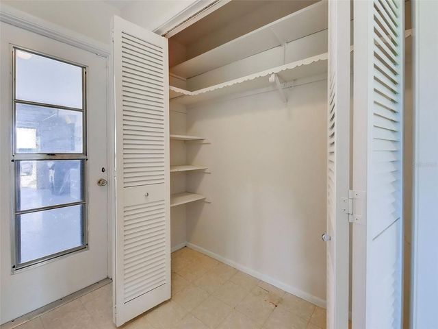 412 PINE TREE TERRACE, Venice, FL 34293