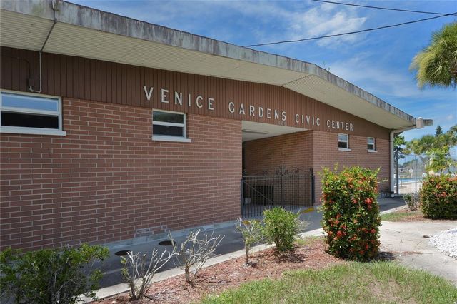 412 PINE TREE TERRACE, Venice, FL 34293