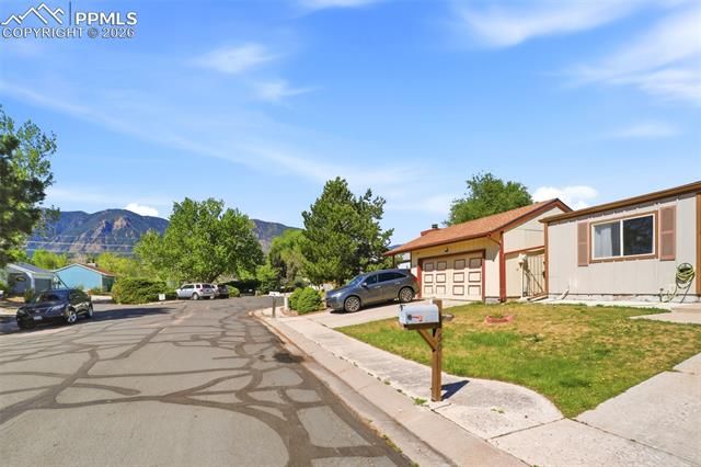 750 San Bruno Place, Colorado Springs, CO 80906