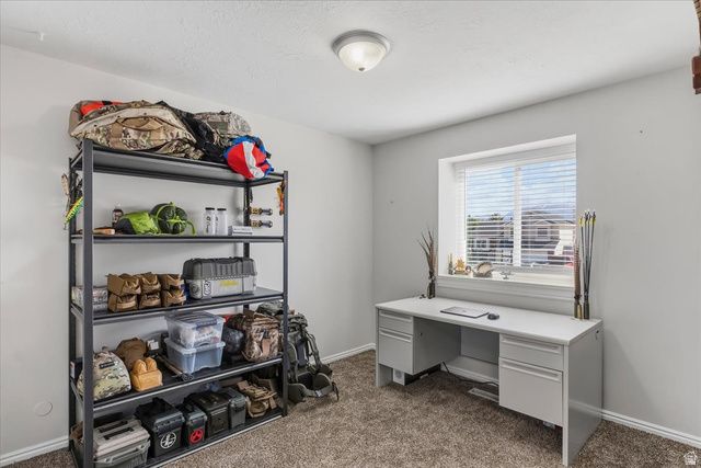 5793 S 4025 W, Roy, UT 84067