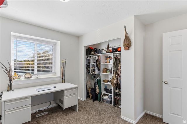 5793 S 4025 W, Roy, UT 84067