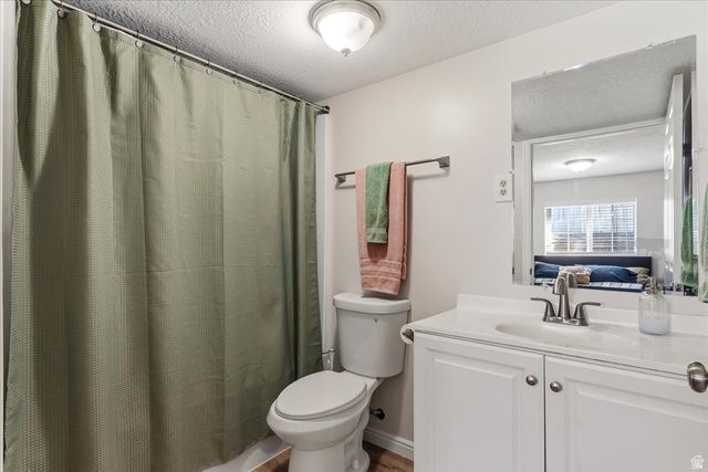 5793 S 4025 W, Roy, UT 84067