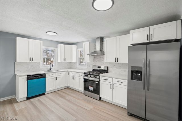 19608 Kings Highway, Warrensville Heights, OH 44122