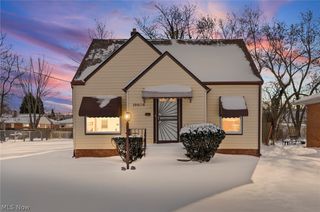 19608 Kings Highway, Warrensville Heights, OH 44122