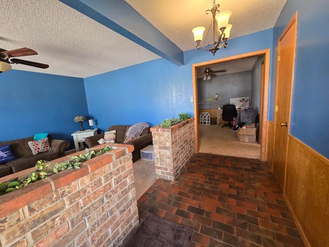 101 W Ollie Street, Floydada, TX 79235