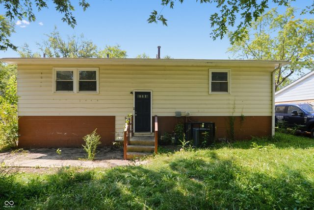 3925 Kivet Court, Indianapolis, IN 46235