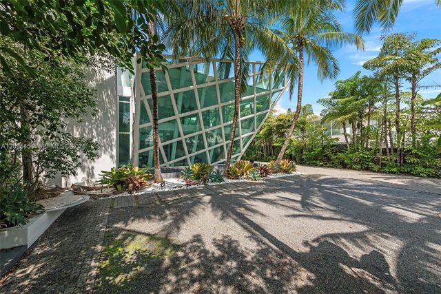 480 Ocean Boulevard, Golden Beach, FL 33160