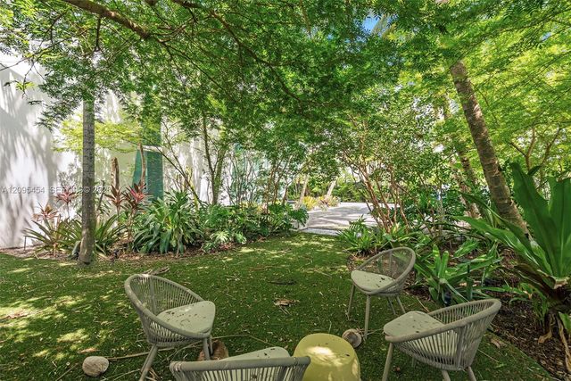 480 Ocean Boulevard, Golden Beach, FL 33160