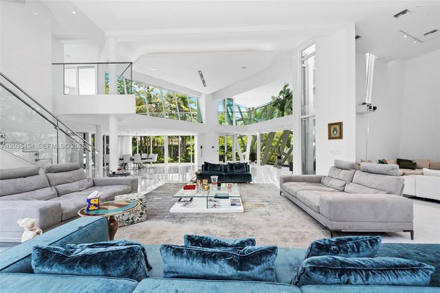480 Ocean Boulevard, Golden Beach, FL 33160