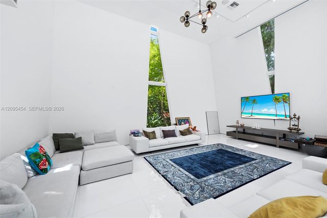 480 Ocean Boulevard, Golden Beach, FL 33160