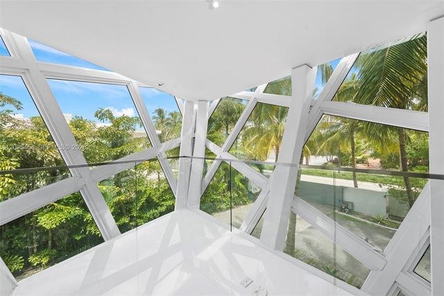 480 Ocean Boulevard, Golden Beach, FL 33160