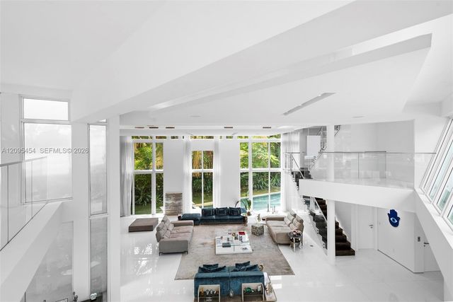 480 Ocean Boulevard, Golden Beach, FL 33160