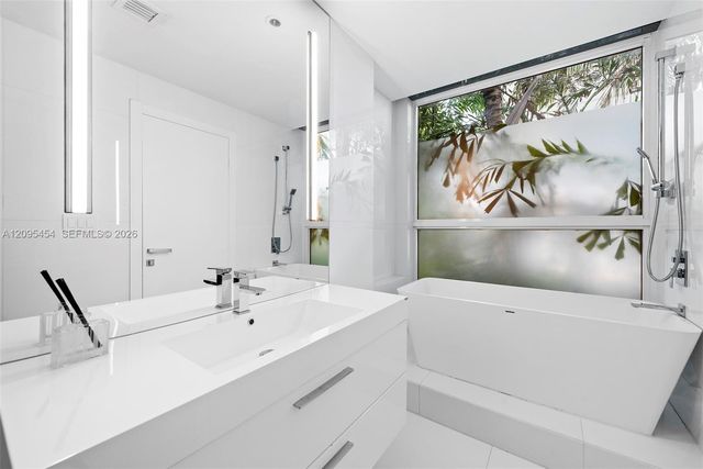 480 Ocean Boulevard, Golden Beach, FL 33160