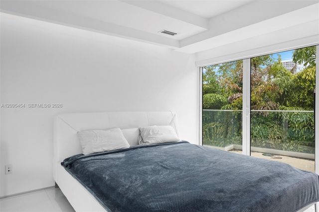480 Ocean Boulevard, Golden Beach, FL 33160