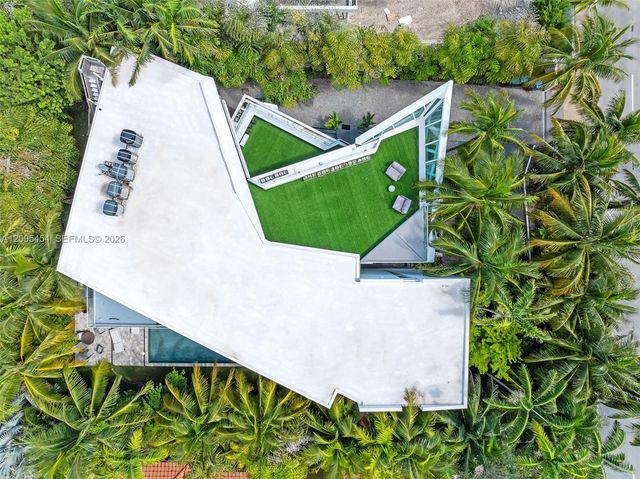 480 Ocean Boulevard, Golden Beach, FL 33160